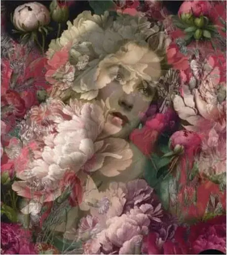 Rosto feminino entre flores e peônias em tons de rosa e vinho sobre fundo escuro